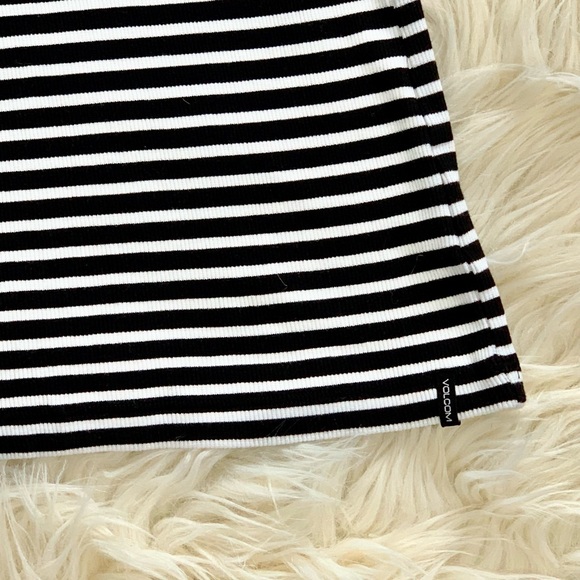 Volcom Black & White Striped Cotton Halter Tank Maxi Dress - Picture 13 of 14